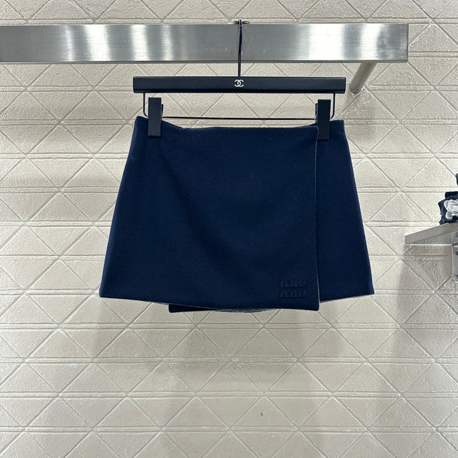MIUMIU SKIRT STYLE 824