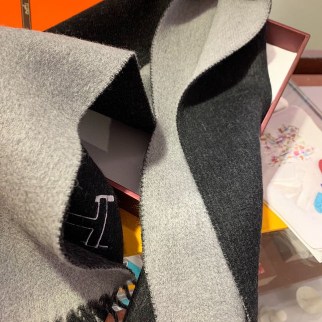 HERMES 25S SCARF 200 IN CASHMERE 856513