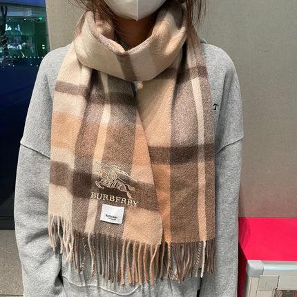 BURBERRY 26S SCARF 180CM IN CASHMERE 175667