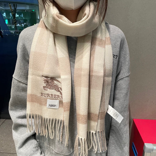 BURBERRY 26S SCARF 180CM IN CASHMERE 175668
