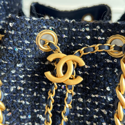 CHANEL 25S HOBO BAG 30 IN NAVY BLUE TWEED WITH GOLD HARDWARE