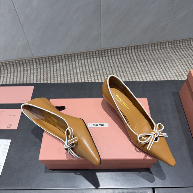 MIUMIU 26S POINTED TOE PUMPS 55MM IN CARAMEL BROWN CALFSKIN WITH BOW