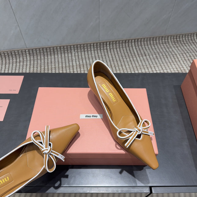 MIUMIU 26S POINTED TOE PUMPS 55MM IN CARAMEL BROWN CALFSKIN WITH BOW