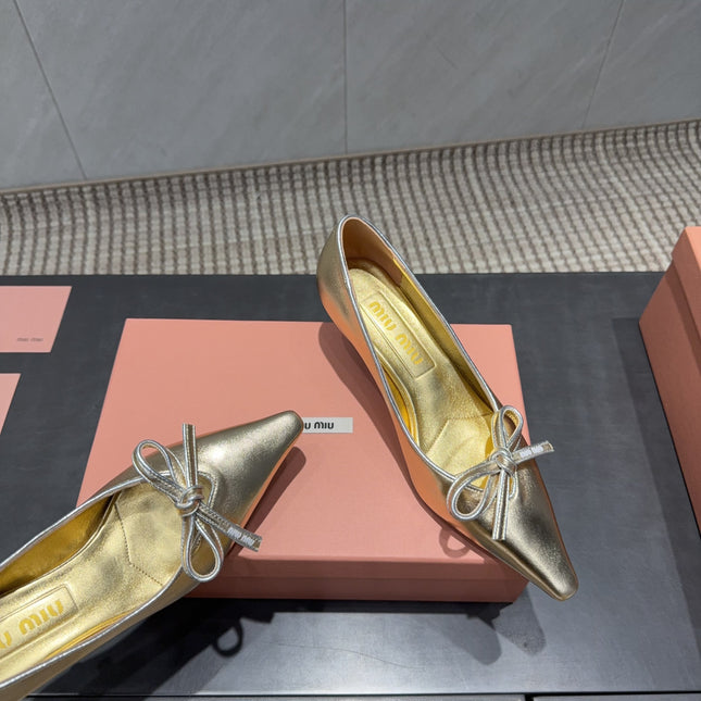 MIUMIU 26S POINTED TOE PUMPS 55MM IN GOLD CALFSKIN WITH BOW