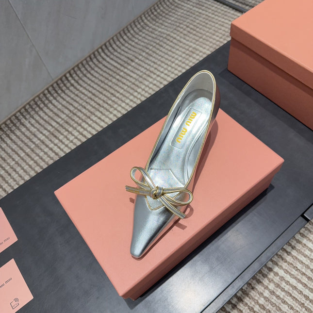 MIUMIU 26S POINTED TOE PUMPS 55MM IN SILVER CALFSKIN WITH BOW