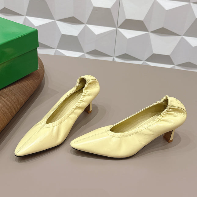 BOTTEGA VENETA 26S HIGH HEELS 40 MM IN LIGHT YELLOW CALFSKIN