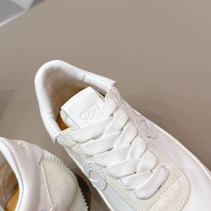 LOEWE 26S FLOW RUNNER SNEAKER IN WHITE SUEDE AND WHITE CALFSKIN