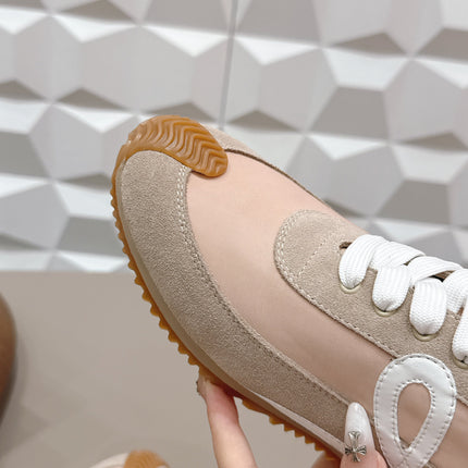 LOEWE 26S FLOW RUNNER SNEAKER IN LIGHT BEIGE SUEDE AND CALFSKIN