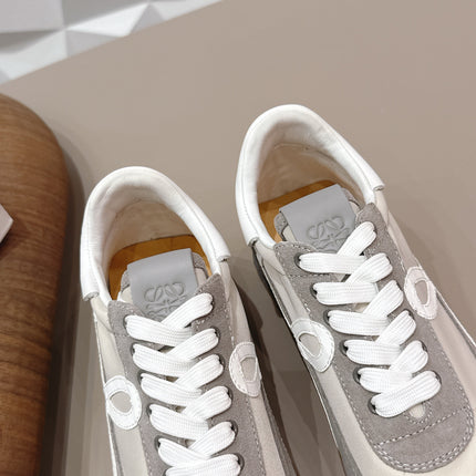 LOEWE 26S FLOW RUNNER SNEAKER IN DARK GRAY SUEDE AND WHITE CALFSKIN