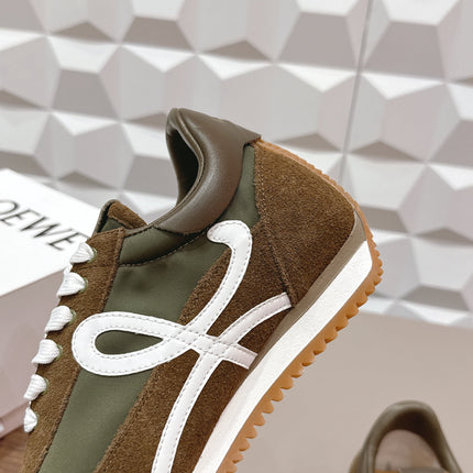 LOEWE 26S FLOW RUNNER SNEAKER IN DARK BROWN SUEDE AND CALFSKIN