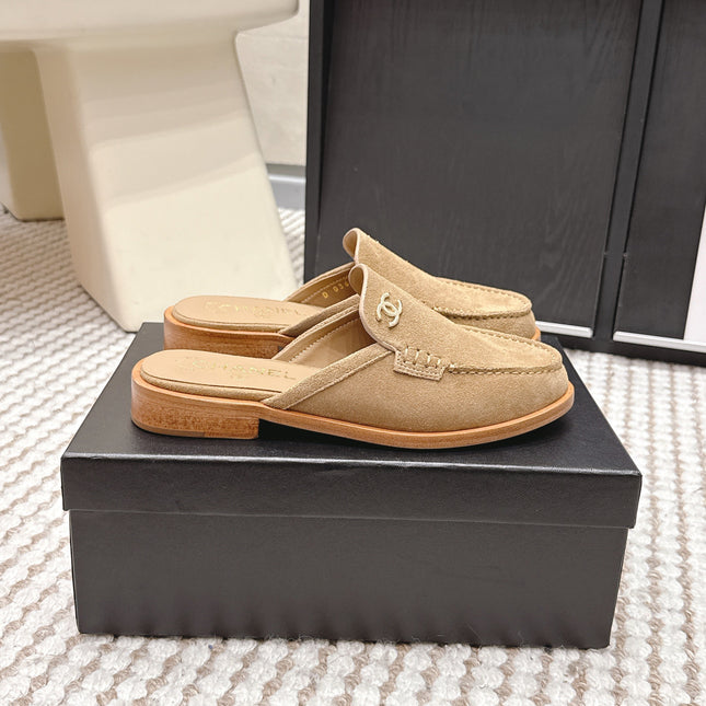 CHANEL 26S LOAFER MULES IN LIGHT BROWN SUEDE