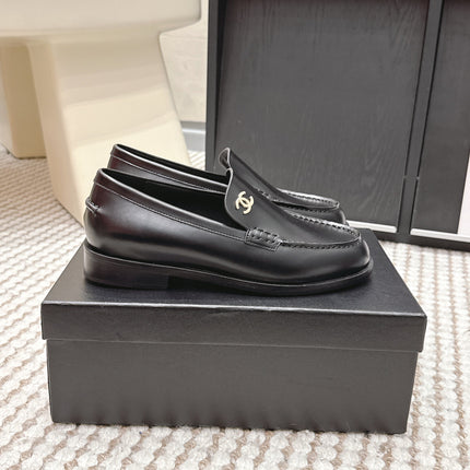 CHANEL 26S LOAFERS IN BLACK CALFSKIN