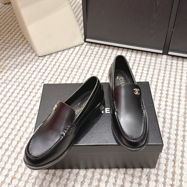 CHANEL 26S LOAFERS IN BLACK CALFSKIN