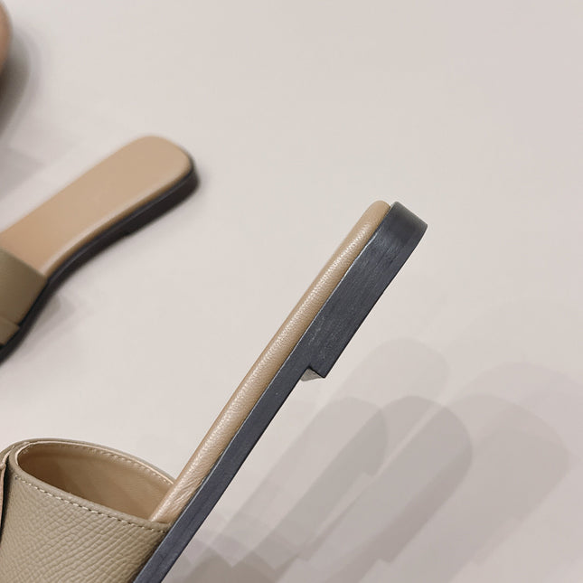 HM 26S GIULIA SANDAL IN OLIVE BROWN EPSOM CALFSKIN SILVER HARDWARE