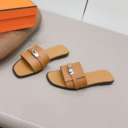 HM 26S GIULIA SANDAL IN CARAMEL BROWN EPSOM CALFSKIN SILVER HARDWARE