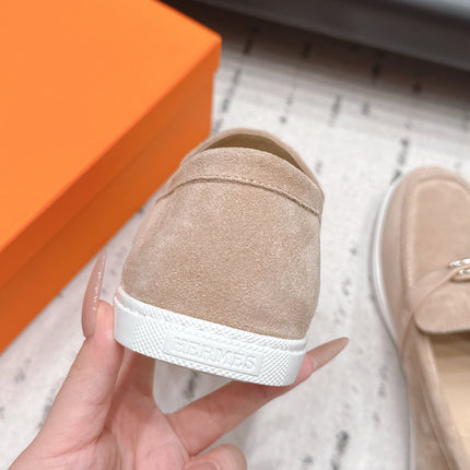 HM 26S KELLY PARIS LOAFERS IN SAND BROWN SUEDE SILVER HARDWARE