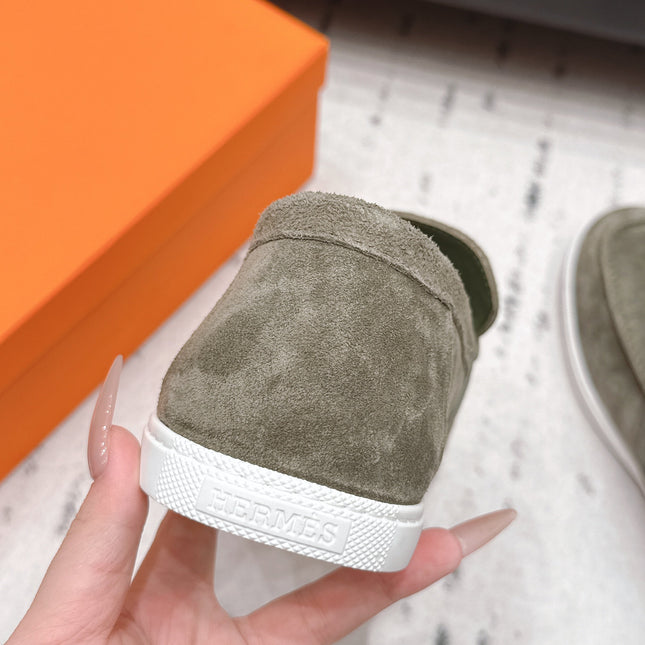 HM 26S KELLY PARIS LOAFERS IN OLIVE GREEN SUEDE SILVER HARDWARE