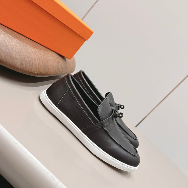 HM 26S KELLY PARIS LOAFERS IN BLACK CALFSKIN BLACK HARDWARE