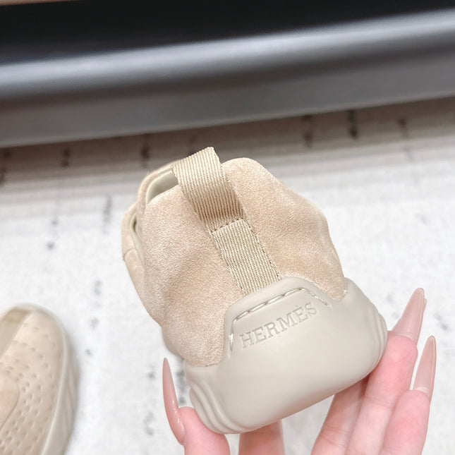 HM 26S TRAIL SNEAKERS IN BEIGE PERFORATED SUEDE