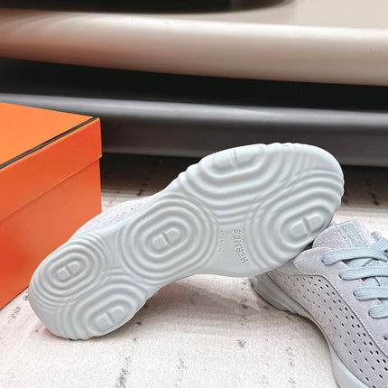 HM 26S TRAIL SNEAKERS IN LIGHT GREY PERFORATED SUEDE