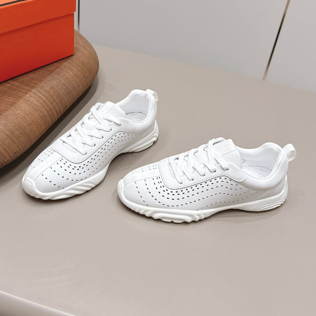 HM 26S TRAIL SNEAKERS IN WHITE PERFORATED CALFSKIN