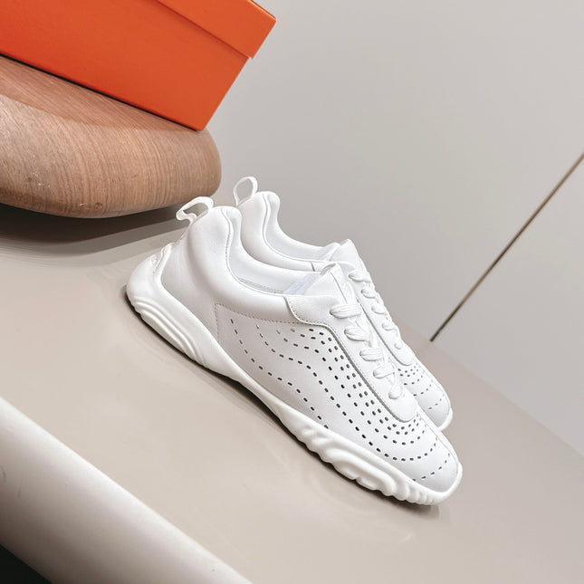 HM 26S TRAIL SNEAKERS IN WHITE PERFORATED CALFSKIN