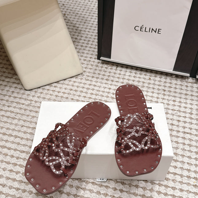 LOEWE 26S PETAL ANAGRAM SLIDE IN DARK BROWN CALFSKIN WITH STUDS