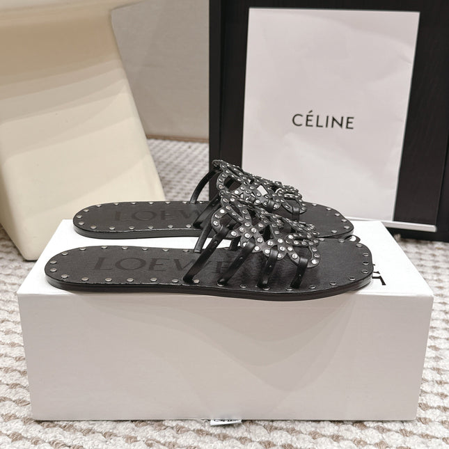 LOEWE 26S PETAL ANAGRAM SLIDE IN BLACK CALFSKIN WITH STUDS