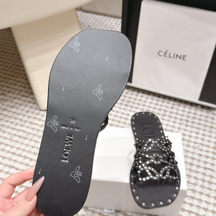 LOEWE 26S PETAL ANAGRAM SLIDE IN BLACK CALFSKIN WITH STUDS