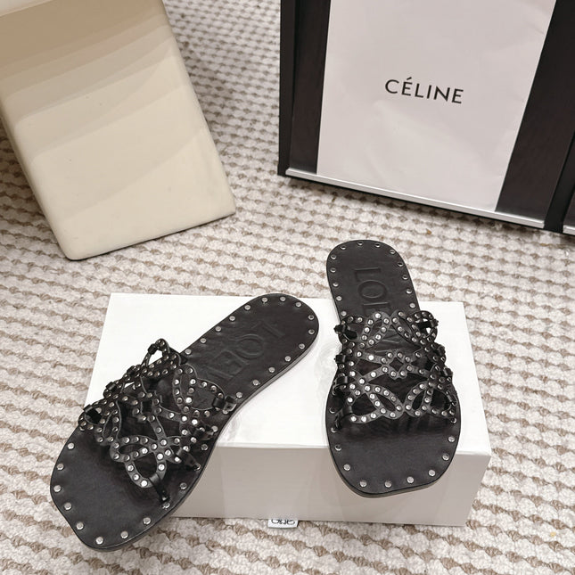 LOEWE 26S PETAL ANAGRAM SLIDE IN BLACK CALFSKIN WITH STUDS