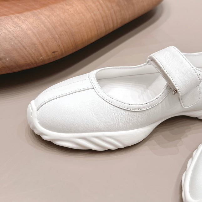 HM 26S KICHU BALLET FLAT IN WHITE CALFSKIN