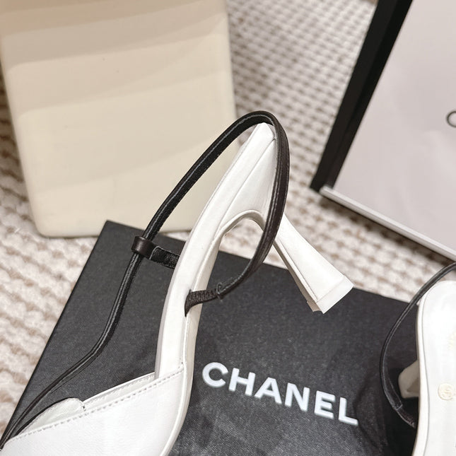 CHANEL 26S HIGH-HEEL SLINGBACKS IN WHITE CALFSKIN WITH BLACK TRIM
