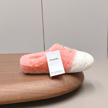 CHANEL 26S MULES IN LIGHT PINK AND WHITE SHEARLING WITH ROUND TOE