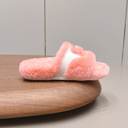 CHANEL 26S SLIDE SANDALS IN LIGHT PINK SHEARLING AND BLACK STRAP