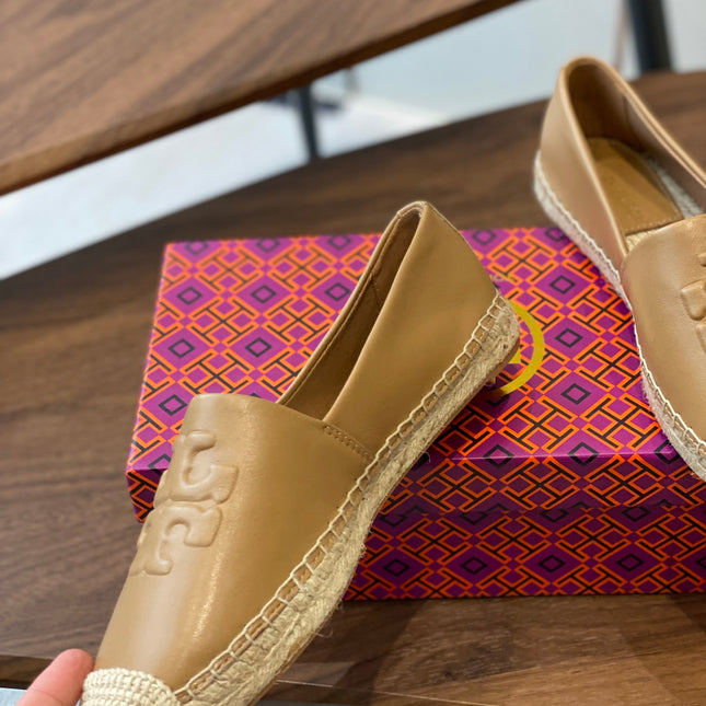 TORY BURCH ESPADRILLES IN CAMEL BEIGE CALFSKIN