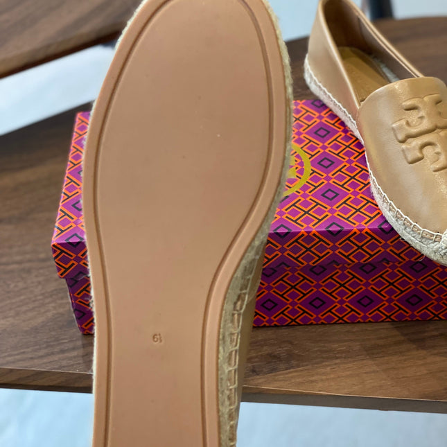 TORY BURCH ESPADRILLES IN CAMEL BEIGE CALFSKIN