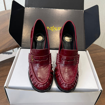 YSL 26S HEELED LOAFERS 100 MM IN DARK RED SHINY CALFSKIN