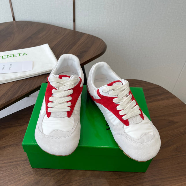 BOTTEGA VENETA 26S ORBIT FLASH SNEAKERS IN WHITE AND RED SUEDE