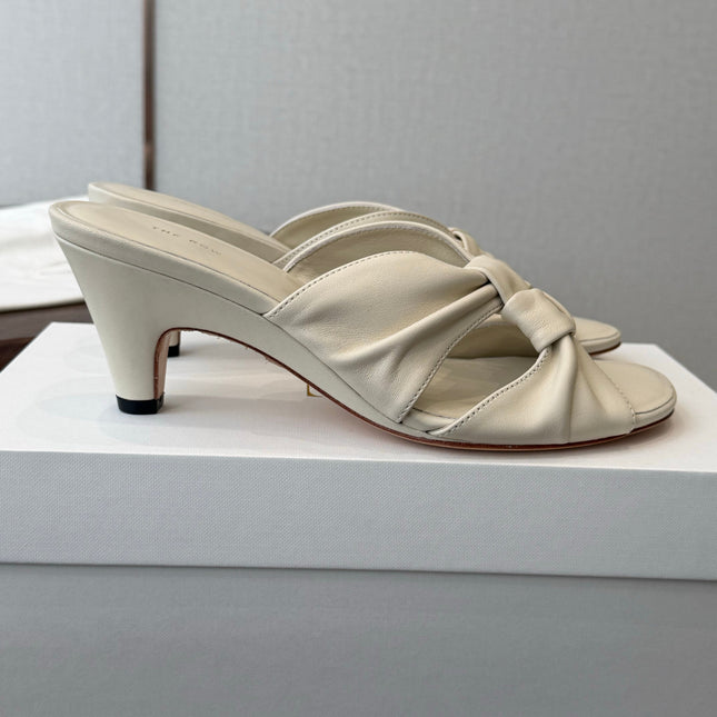 THE ROW 26S KNOT HEELED SLIDE SANDALS 35MM IN IVORY WHITE LAMBSKIN