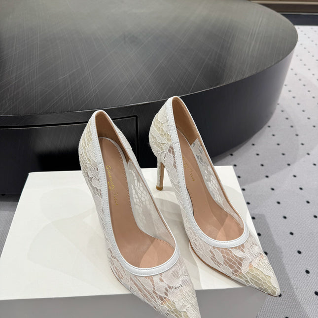 GIANVITO ROSSI 26S HIGH HEELS 105 MM IN WHITE LACE FABRIC