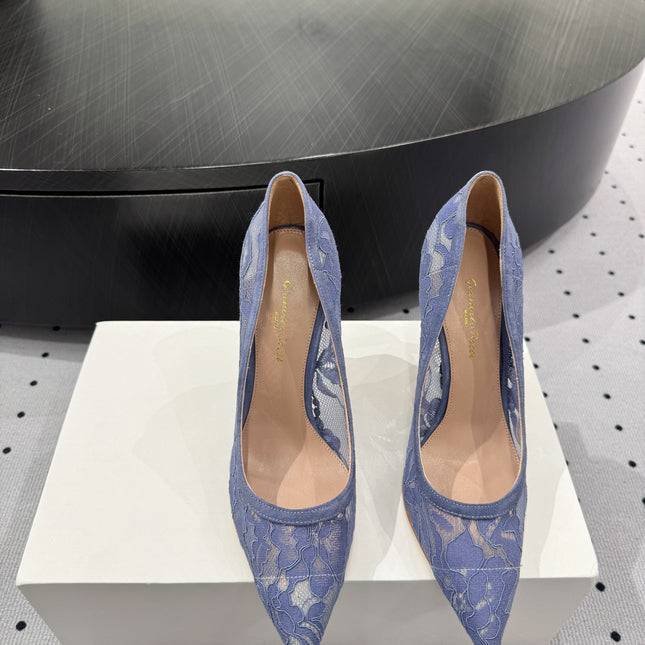 GIANVITO ROSSI 26S HIGH HEELS 105 MM IN PERIWINKLE BLUE LACE FABRIC