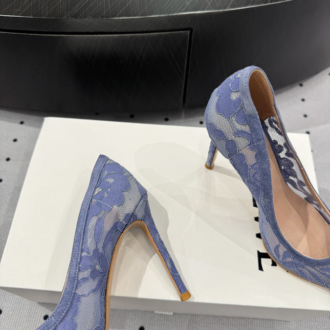 GIANVITO ROSSI 26S HIGH HEELS 105 MM IN PERIWINKLE BLUE LACE FABRIC