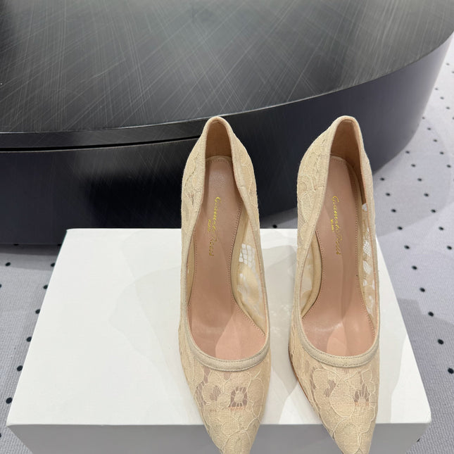 GIANVITO ROSSI 26S HIGH HEELS 105 MM IN BEIGE LACE FABRIC