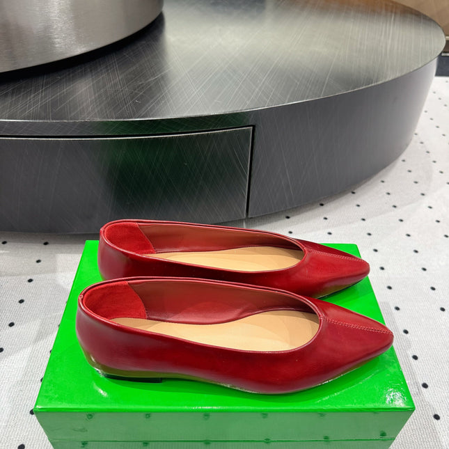BOTTEGA VENETA 26S BALLET FLATS IN RED CALFSKIN