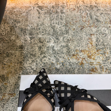 AQUAZZURA 26S BELGRAVIA PUMPS 105 MM IN BLACK VELVET WITH BOW