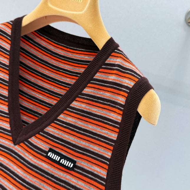 MIUMIU 26S V-NECK KNIT VEST 915