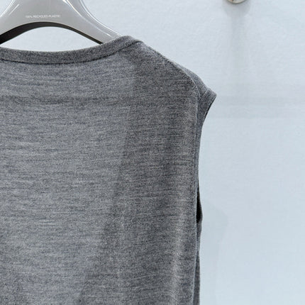 PRADA 26S V-NECK KNIT VEST 814