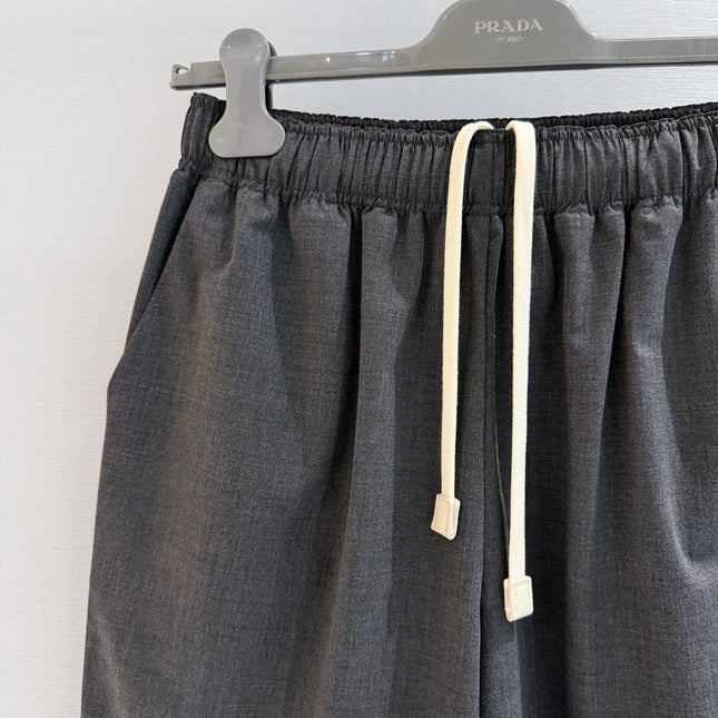 PRADA 26S SHORTS STYLE 958