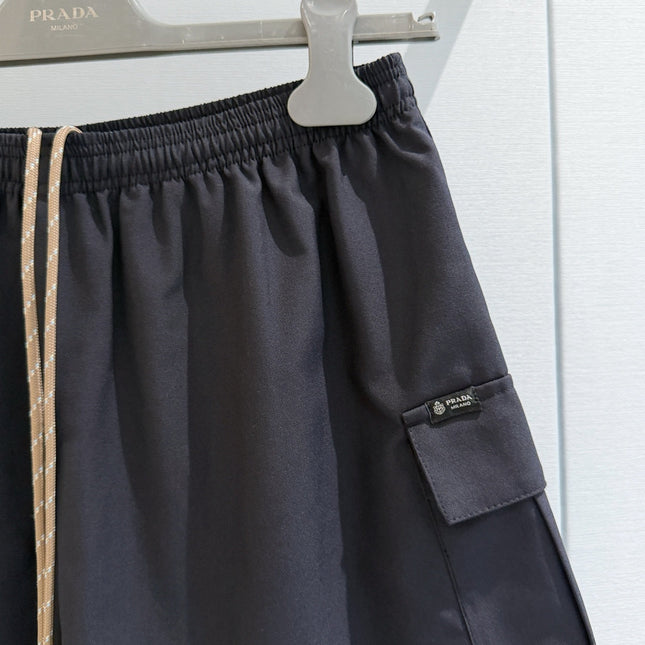 PRADA 26S CARGO SHORTS STYLE 957