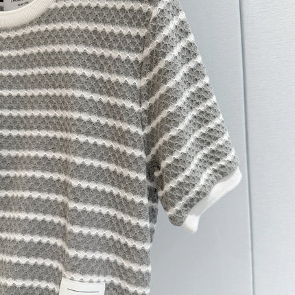 THOM 26S SHORT-SLEEVE KNIT TOP STYLE 196